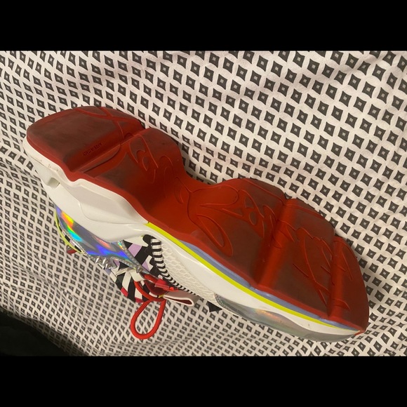 Sneakers - Picture 5 of 5